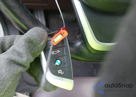 2018 BMW X1 xDrive28I из США, поврежденный, VIN WBXHT3C36J5F88899